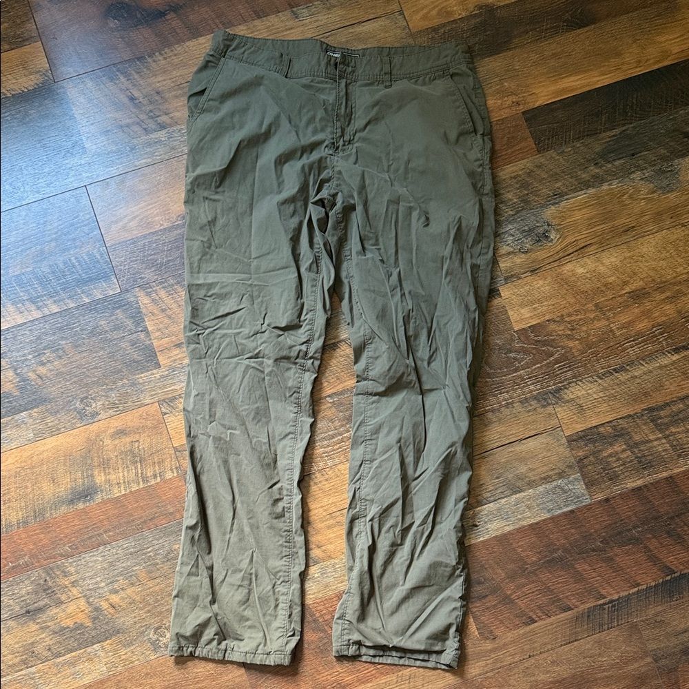 O'Neill Men's Olive Hybrid Chinos